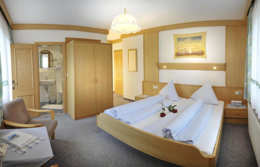 Alpenbad Lejlighedshotel Ramsau am Dachstein Værelse billede
